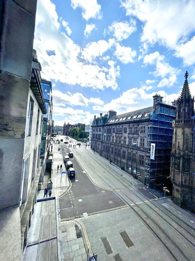 Incredible St Andrew'S Sq - 2 Bed In The Sky Appartement Edinburgh Buitenkant foto